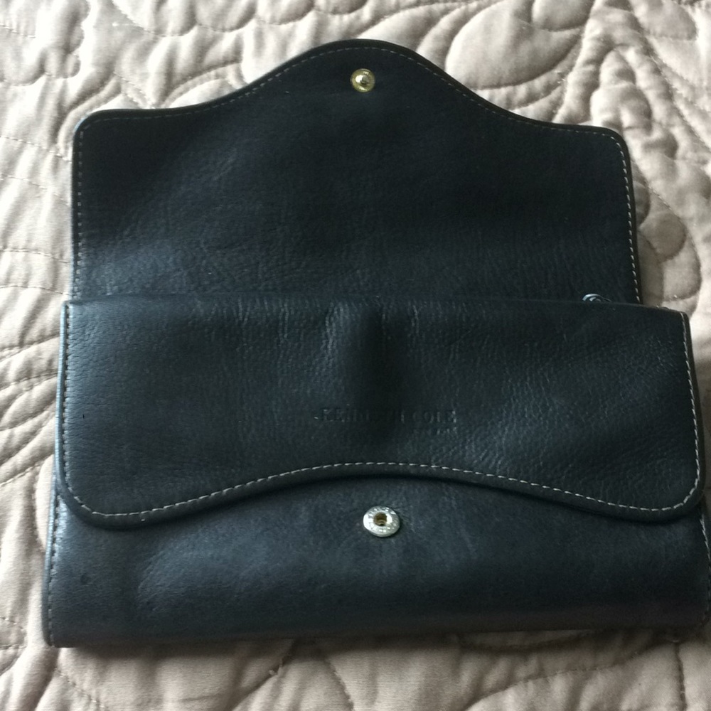 Wallet - Picture 3 of 6